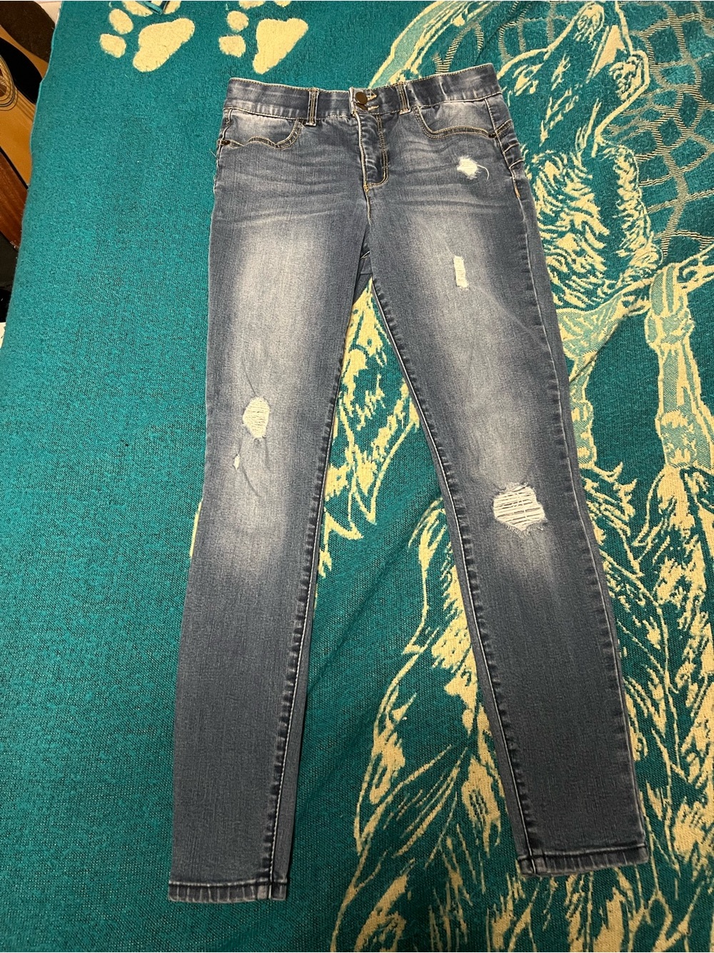 Women’s Skinny High Rise Distressed Jeans 7/28 Like New